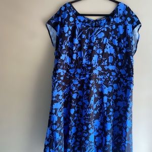 Eshakti Dress Blue Floral